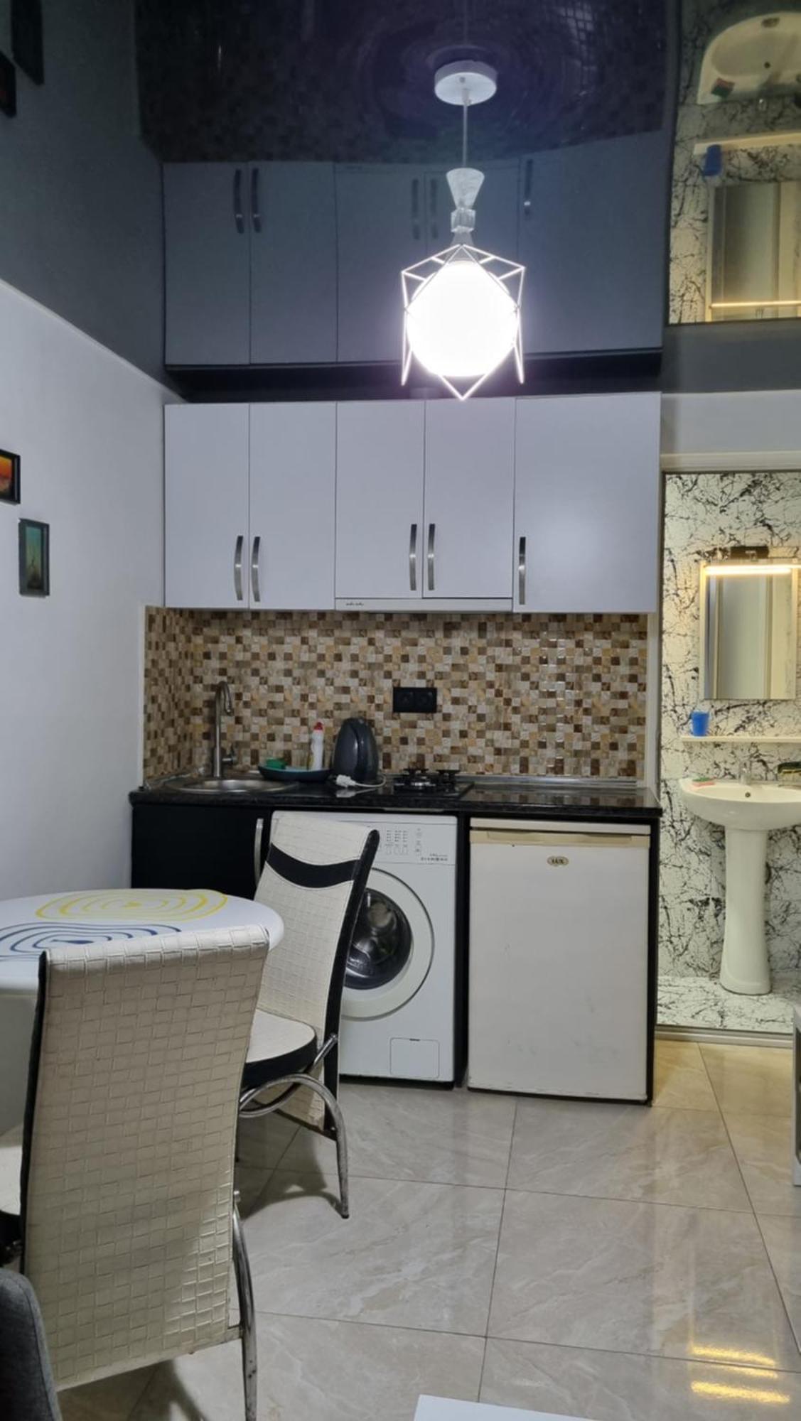 Anna'S Apartment Батумі Екстер'єр фото